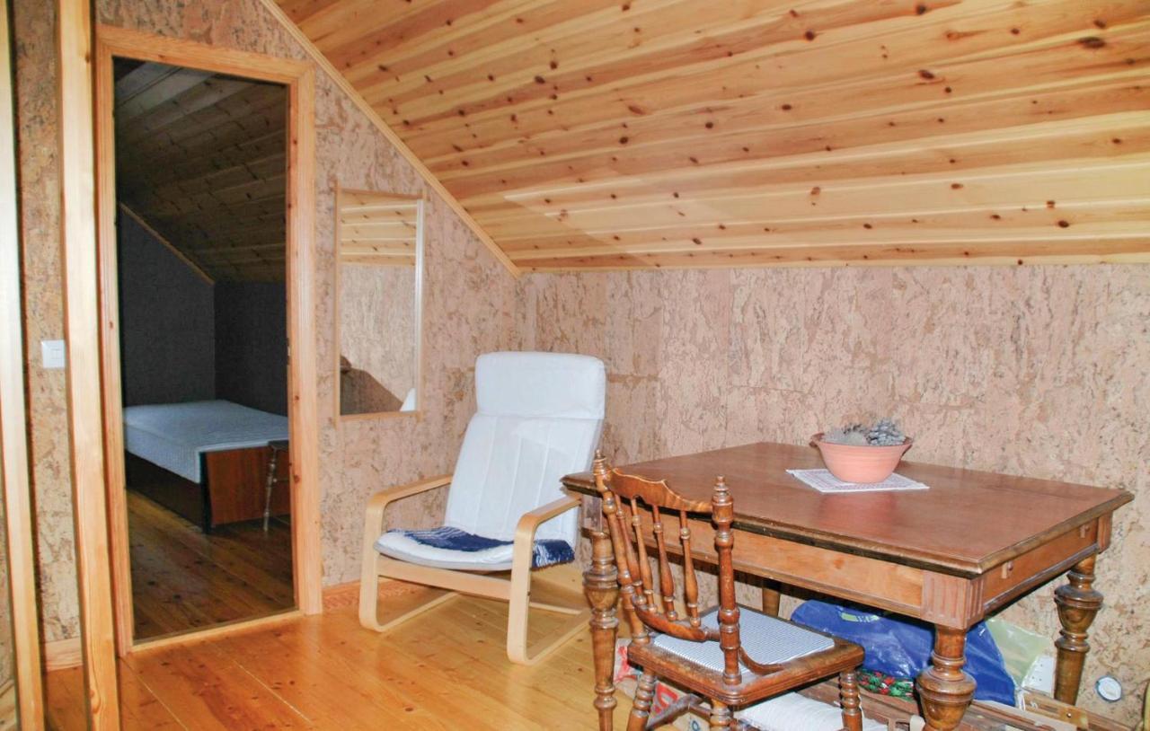 Cozy Home In Uddevalla With Wifi Häljebol Exterior photo